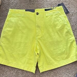 NWT Men’s Vineyard Vines highlighter Yellow Classic Fit Island Short – 32
